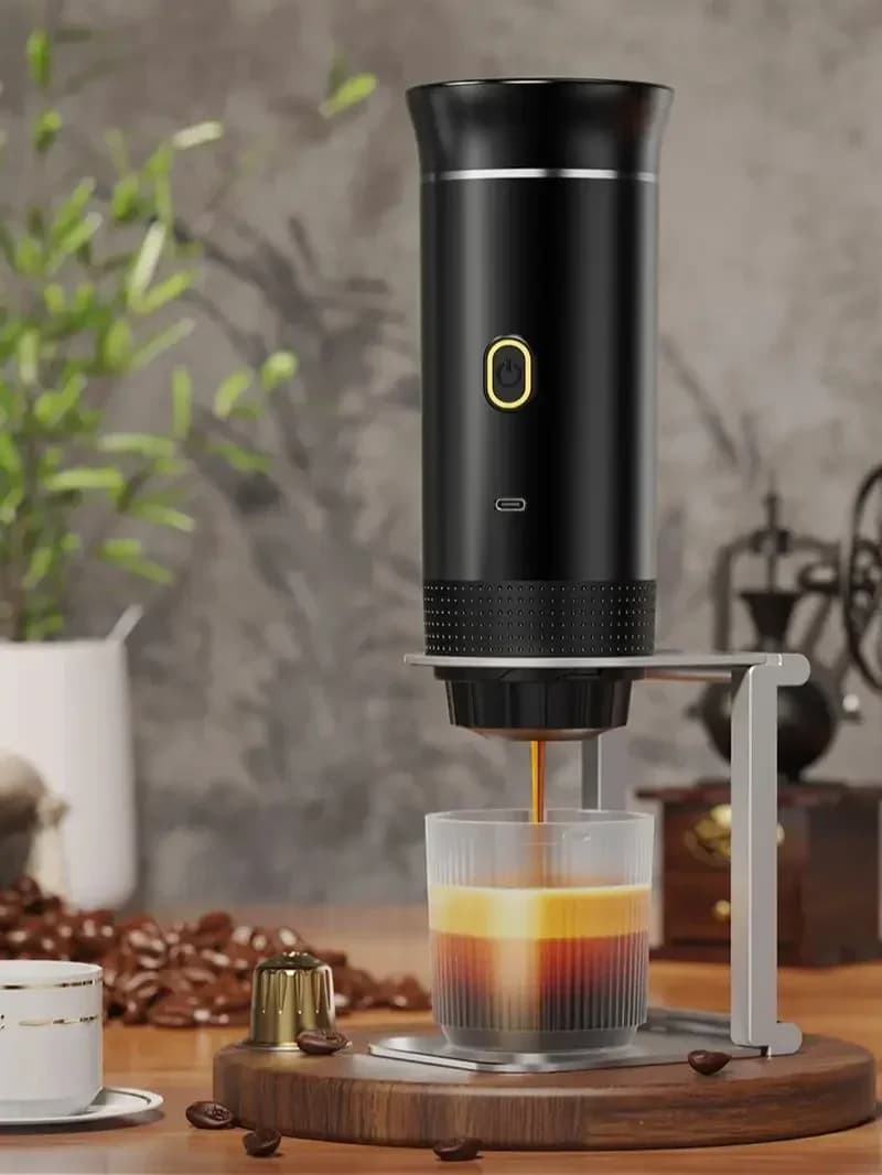 Prenosný 3 v 1 espresso kávovar